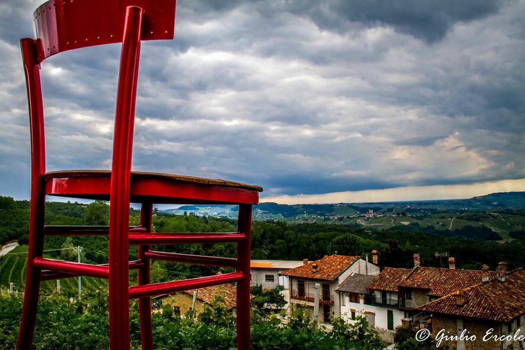 Agriturismo 'D Raine Montelupo Albese Bagian luar foto